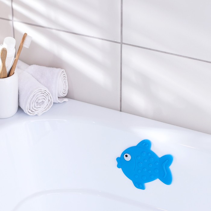 Мини-коврик для ванны «Рыбка», 11?13,5 см, цвет синий