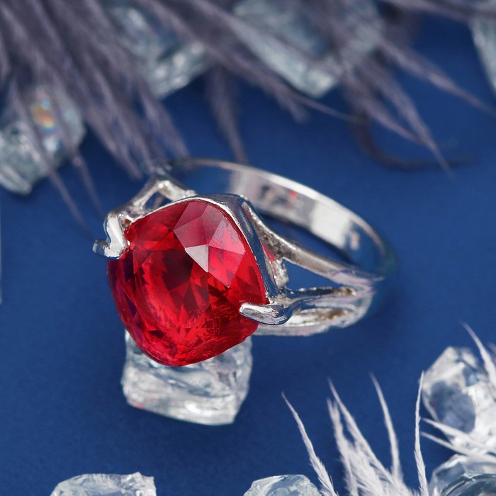 Кольцо "Ассорти" ромб, цвет красный в серебре, размер 17,18,19 МИКС